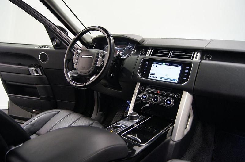 Gebraucht Land Rover Range Rover Vogue 340 PS (250 kW) 2014 Santorini black SUV