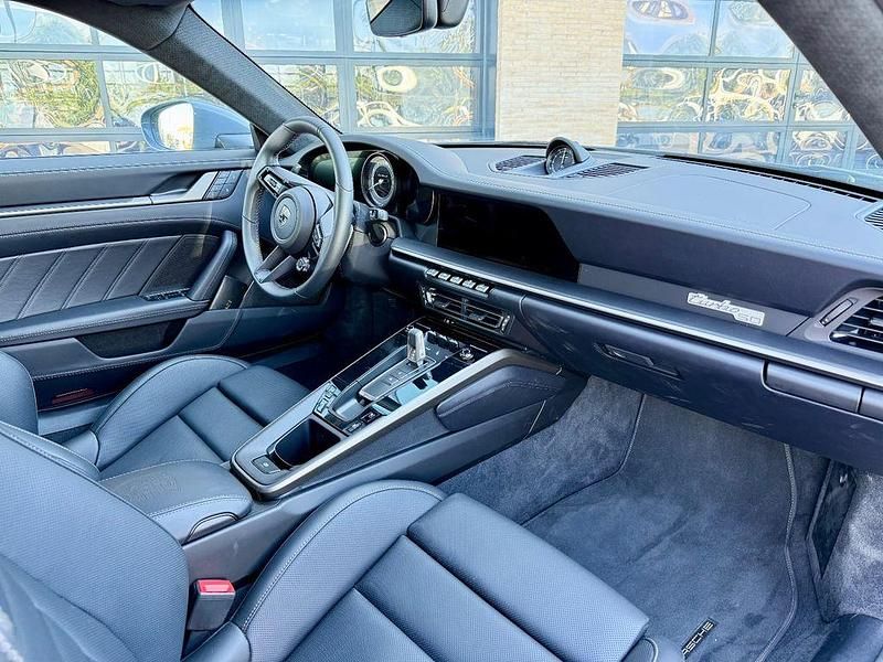 Neu Porsche 911 Turbo 650 PS (478 kW) 2025 Grau