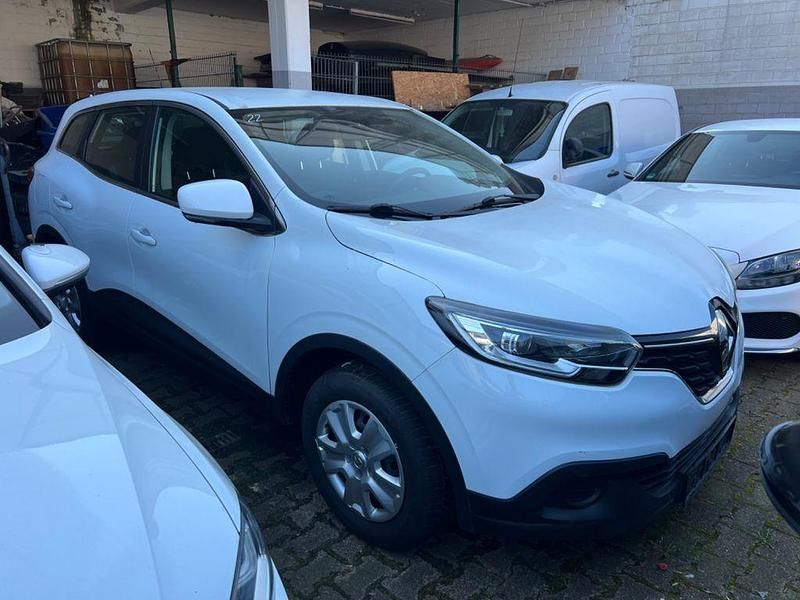 Gebraucht Renault Kadjar Life 140 PS (102 kW) 2019 Weiß SUV