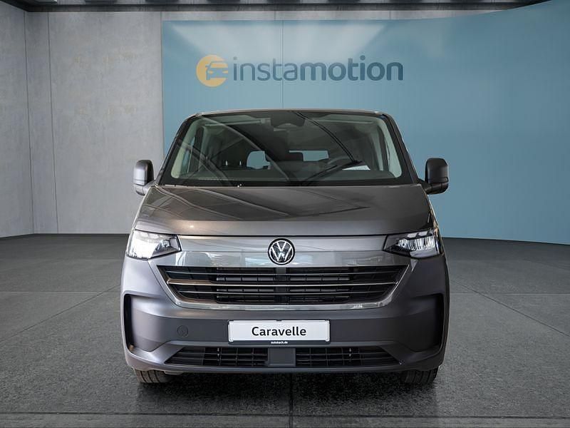 Gebraucht VW T7 150 PS (110 kW) 2025 Grau Van