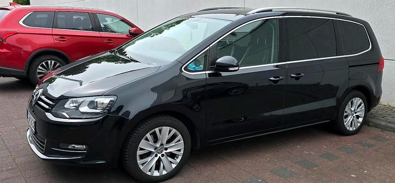 Schwarz Gebraucht 2012 VW Sharan Van / Kleinbus | 12.900 € (Etwas zu teuer) - Bild 1/4