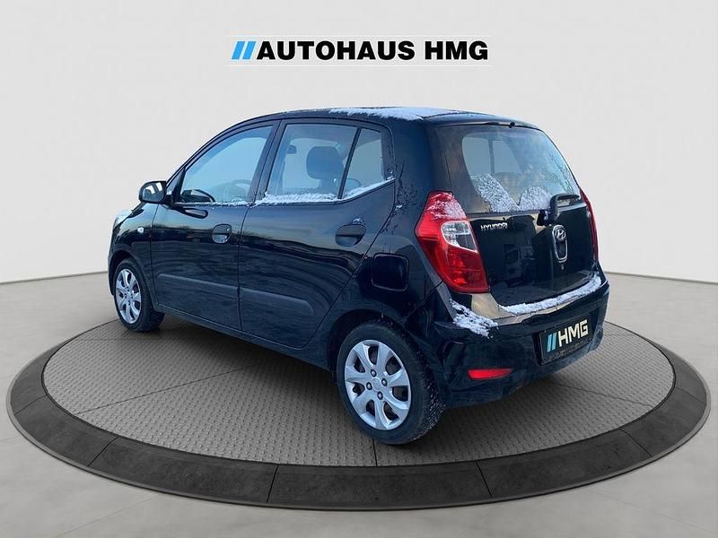 Gebraucht Hyundai i10 Edition 69 PS (50 kW) 2012 Schwarz Kleinwagen