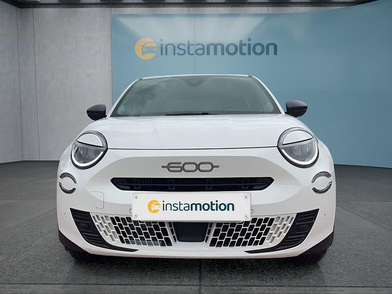 Gebraucht Fiat 600 110 PS (80 kW) 2025 Weiß Kleinwagen
