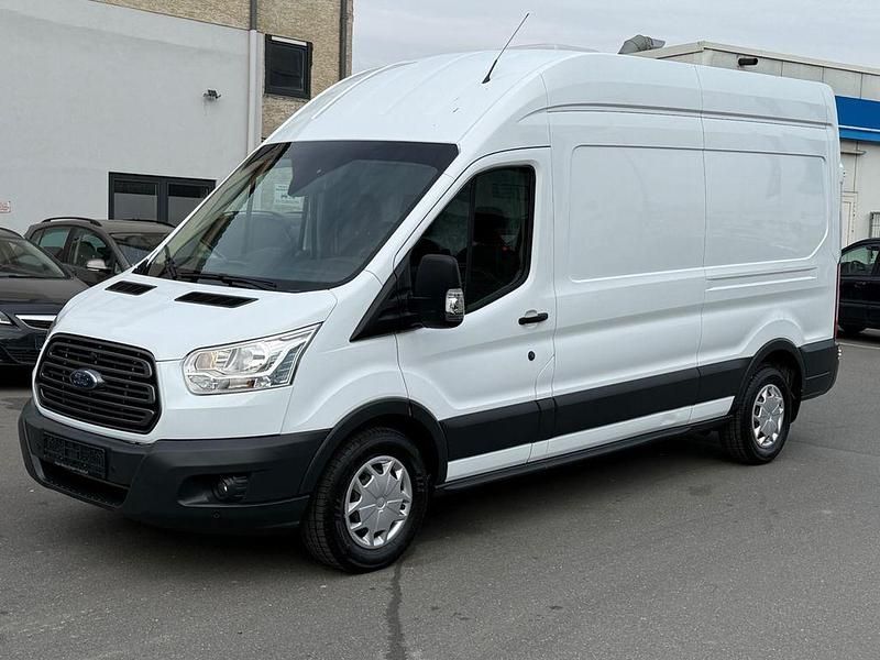 Gebraucht Ford Transit Trend 170 PS (125 kW) 2016 Weiß Van / Kleinbus