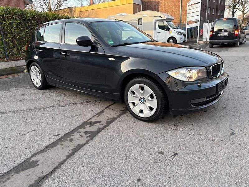 Second-hand BMW 120 177 CP (130 kW) 2009 Negru Hatchback