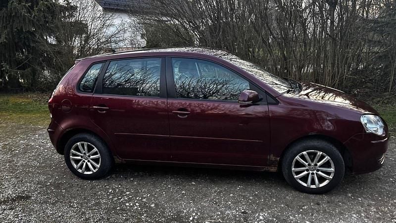 Gebraucht VW Polo 80 PS (58 kW) 2006 Rot Kleinwagen