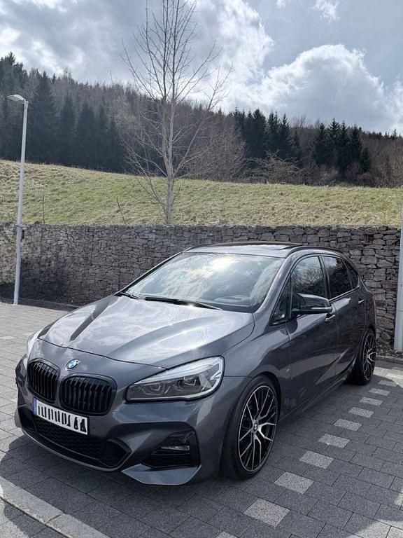 Gebraucht BMW 220 Active Tourer Performance 190 PS (139 kW) 2019 Grau Van / Kleinbus