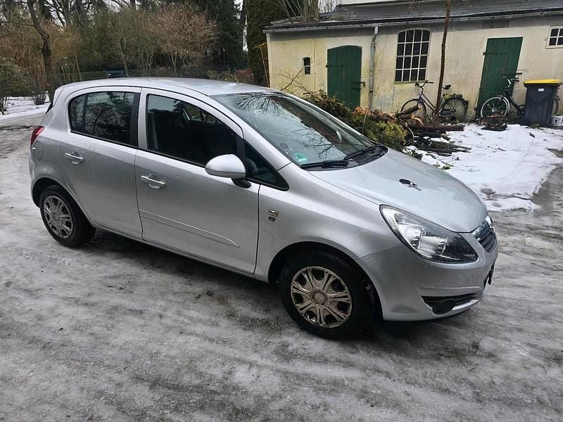 Gebraucht Opel Corsa 69 PS (50 kW) 2010 Silber Kleinwagen