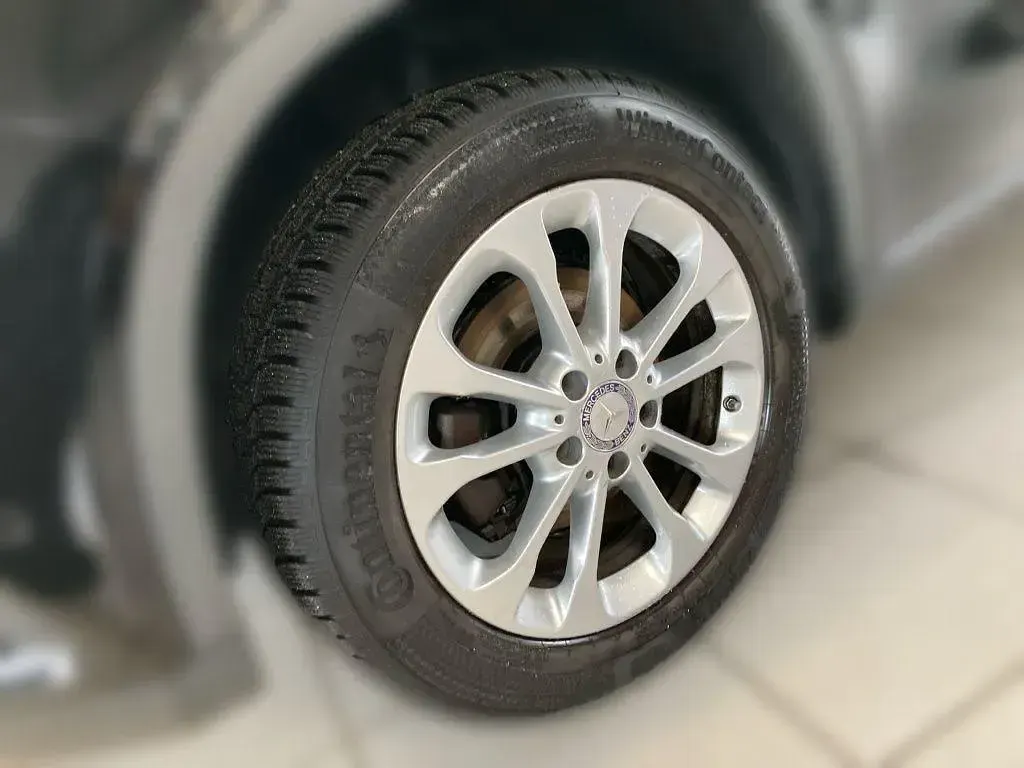 Gebraucht Mercedes GLA200 136 PS (100 kW) 2017 Schwarz SUV