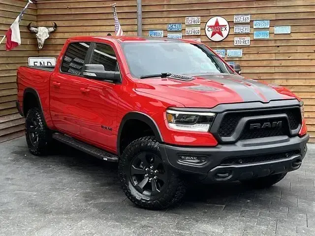 Używany Dodge Ram 401 KM (294 kW) 2020 Czerwony Pickup