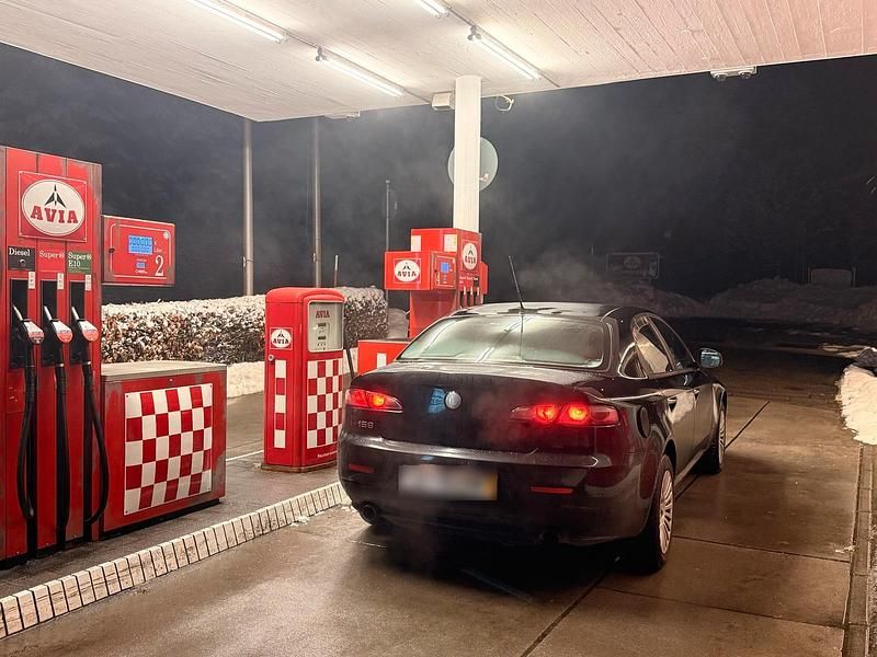 Gebraucht Alfa Romeo 159 175 PS (128 kW) 2005 Schwarz Limousine