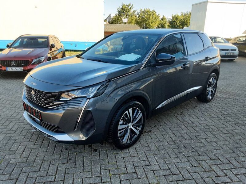 Lackierung platiniumgrau/metall (metallic) Gebraucht 2024 Peugeot 3008 Allure SUV | 25.990 € (Superpreis) - Bild 1/4