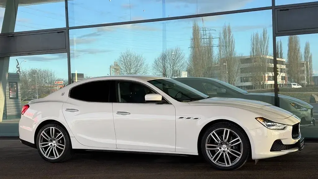 Occasion Maserati Ghibli 409 ch (300 kW) 2015 Blanc Coupé