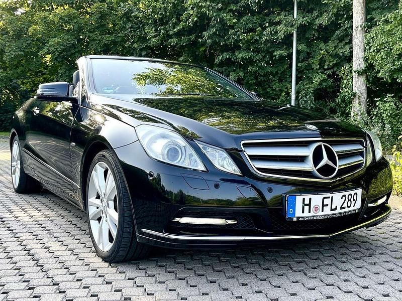 Gebraucht 2011 Mercedes E350 Avantgarde Cabrio | 14.990 € (Fairer Preis) - Bild 1/4