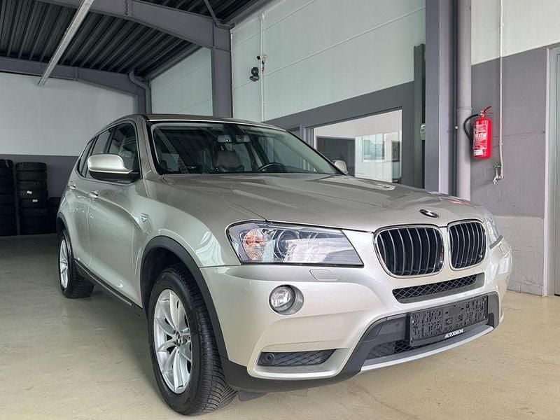 Silber Gebraucht 2012 BMW X3 xLine SUV | 11.899 € (Guter Preis) - Bild 1/4