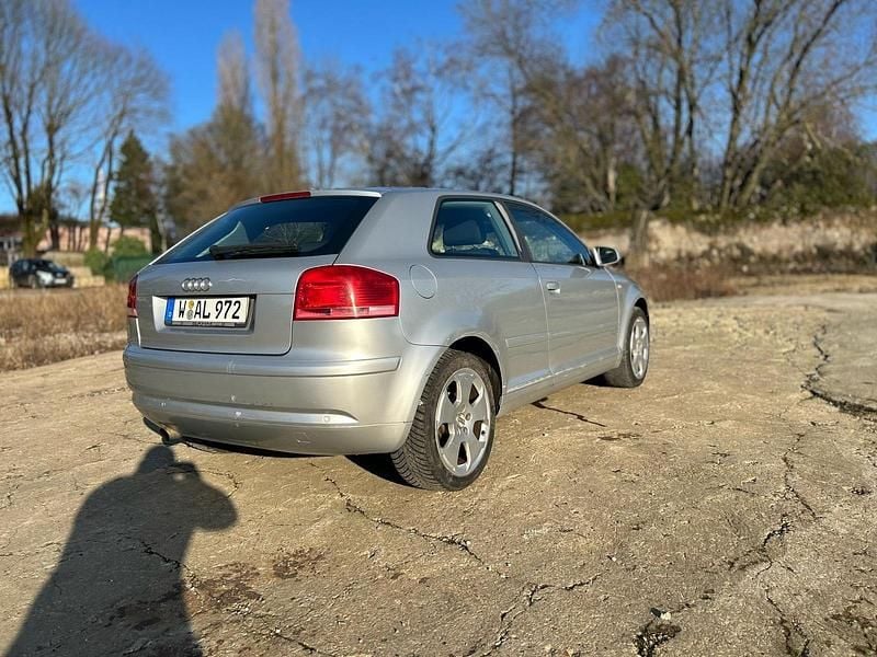 Gebraucht Audi A3 102 PS (75 kW) 2005 Silber Kleinwagen