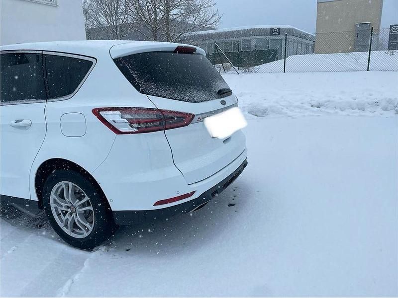 Gebraucht Ford S-MAX Titanium 190 PS (139 kW) 2019 Weiß Van / Kleinbus