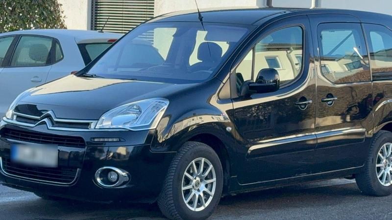 Gebraucht Citroën Berlingo Attraction 105 PS (77 kW) 2013 Schwarz Van / Kleinbus