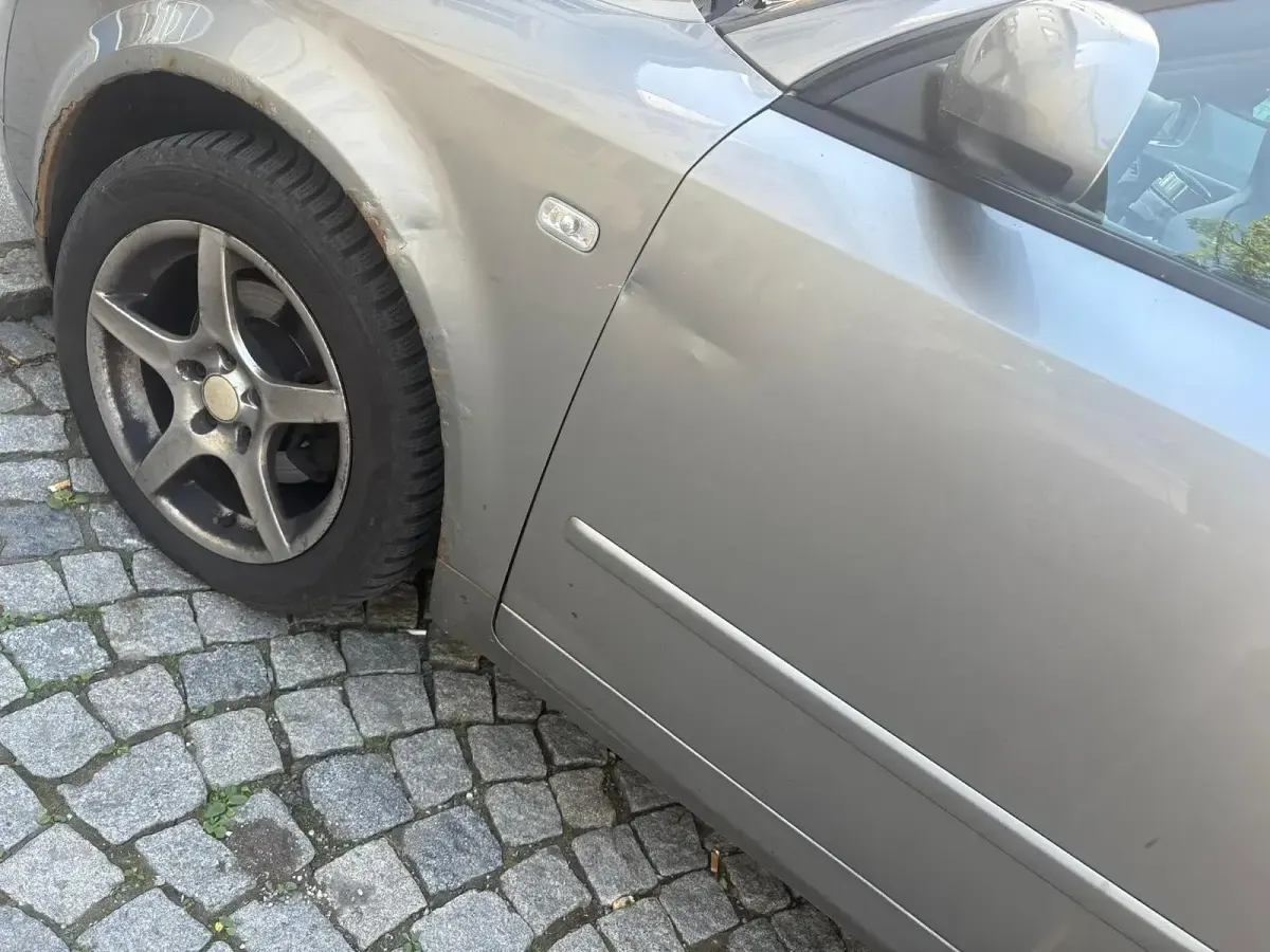 Usata Audi A4 140 CV (102 kW) 2003 Grigio Berlina