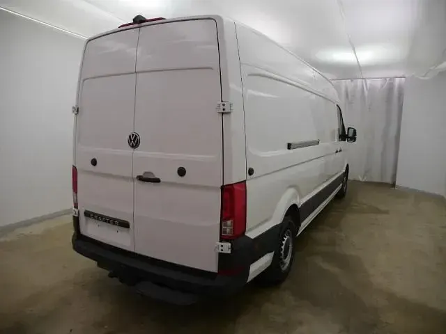 Gebraucht VW Crafter 177 PS (130 kW) 2025 Weiß Van
