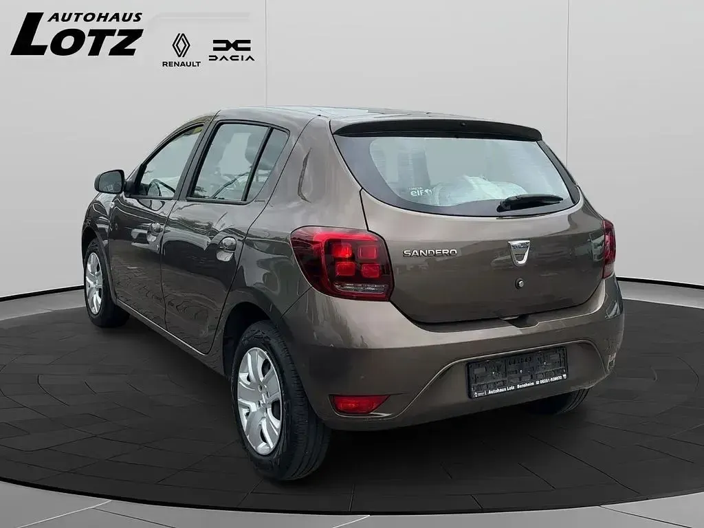 Gebraucht Dacia Sandero Comfort 90 PS (66 kW) 2018 Braun Limousine