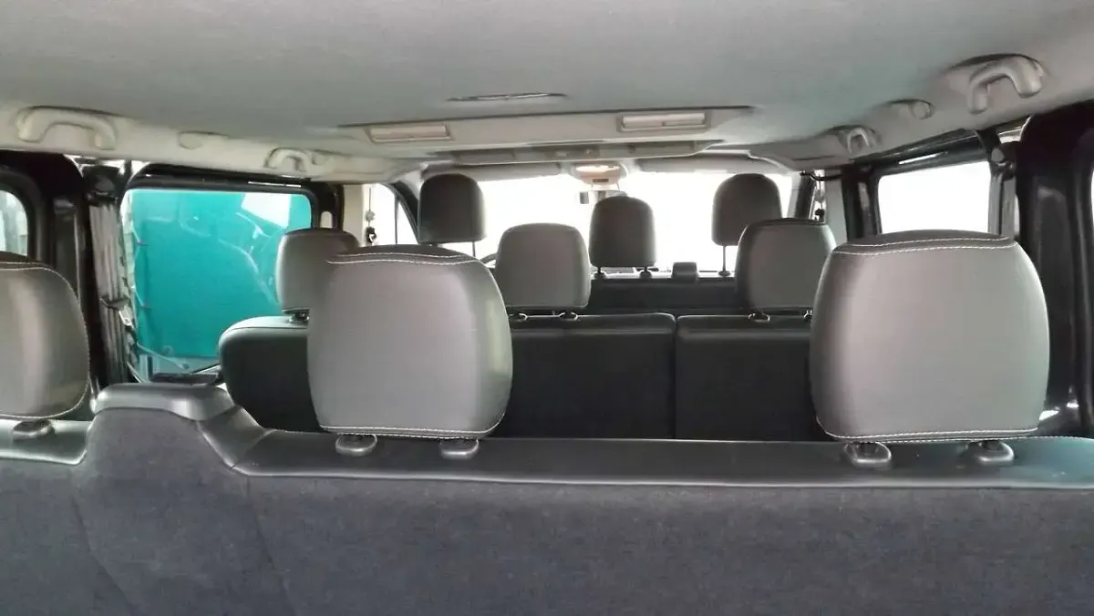 Gebraucht Opel Vivaro 125 PS (91 kW) 2018 Mitternacht schwarz (mi2) Van / Kleinbus