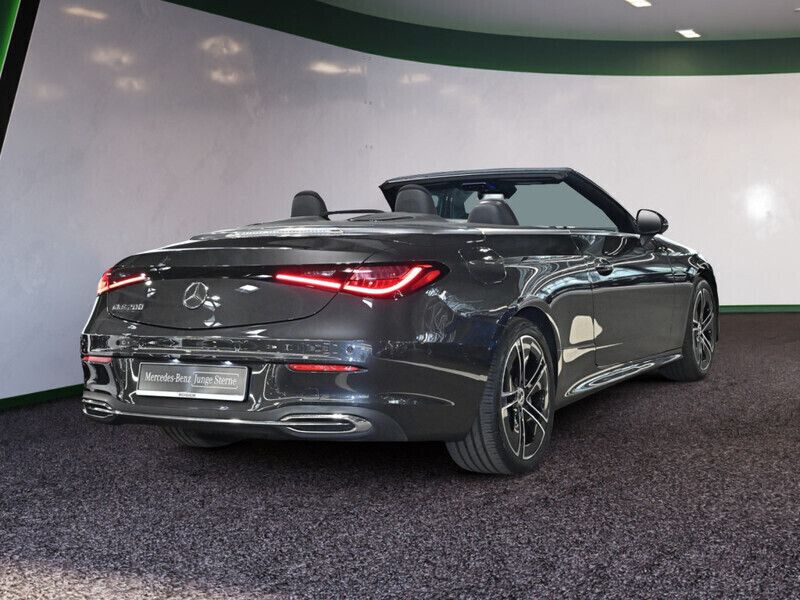Gebraucht Mercedes CLE200 Advanced Plus 204 PS (150 kW) 2024 Grau / graphitgrau Cabrio