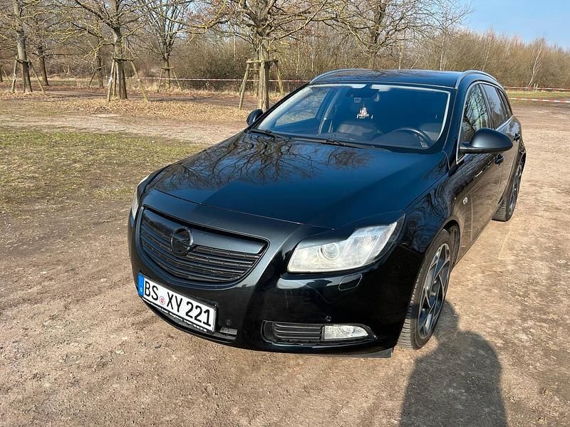 Gebraucht Opel Insignia 2013 Schwarz Kombi