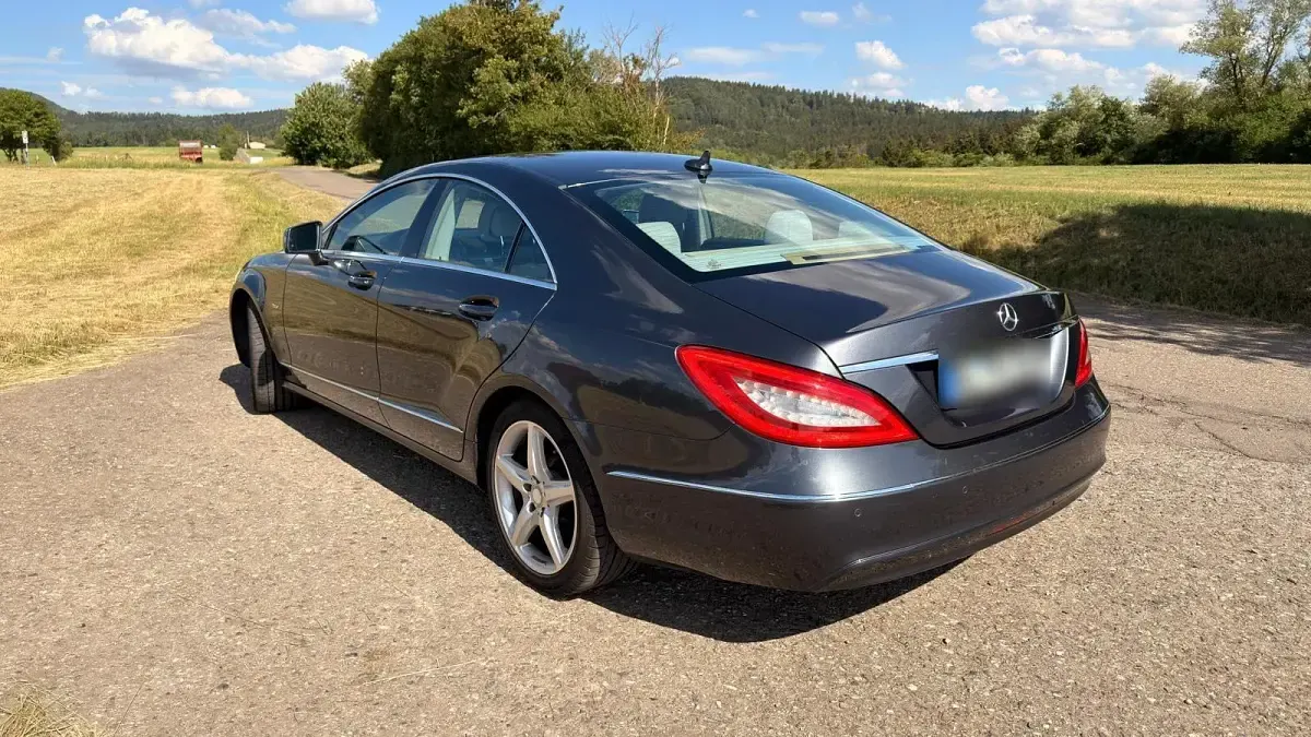 Gebraucht Mercedes CLS350 265 PS (194 kW) 2011 Grün Coupé