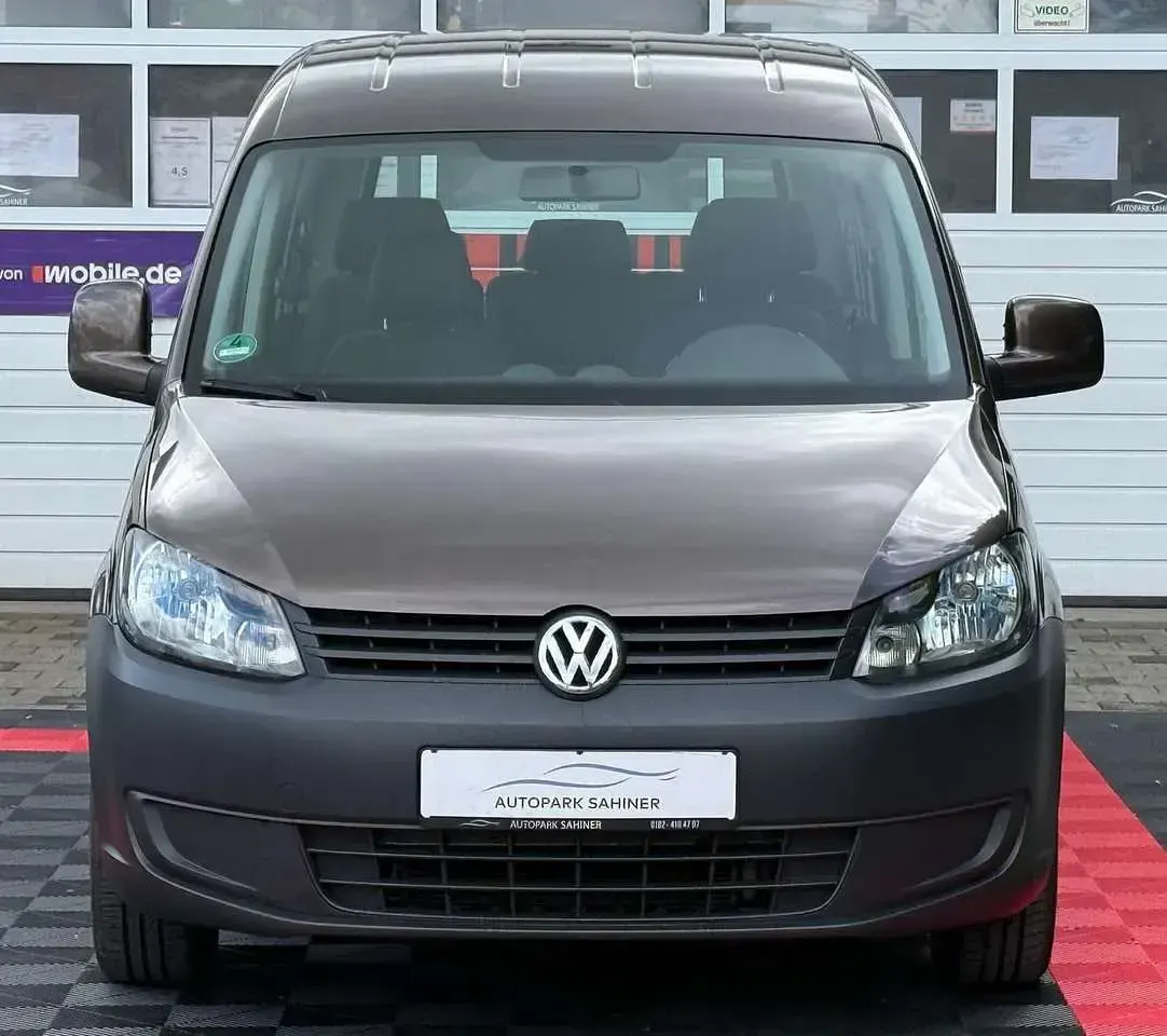 Używany VW Caddy 105 KM (77 kW) 2014 Brązowy Minivan