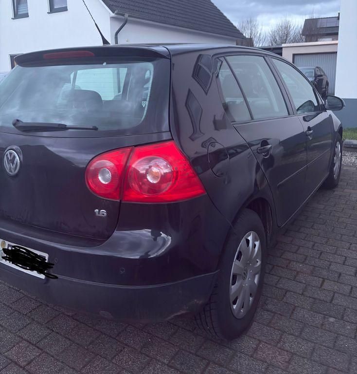Gebraucht VW Golf V 105 PS (77 kW) 2006 Schwarz Kleinwagen