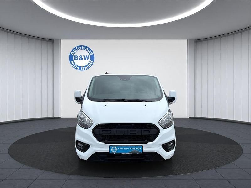 Gebraucht Ford Transit Custom Trend 131 PS (96 kW) 2022 Frostweiß Van / Kleinbus