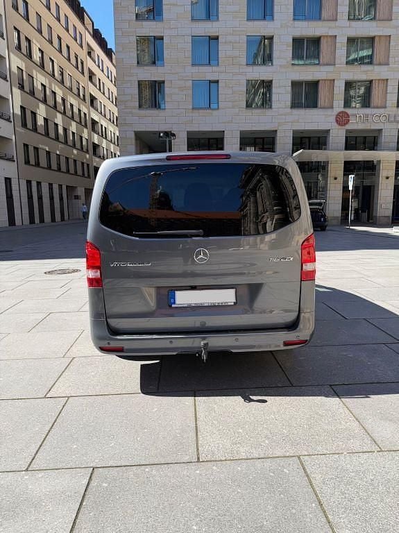 Second-hand Mercedes Vito 163 CP (119 kW) 2022 Gri Van