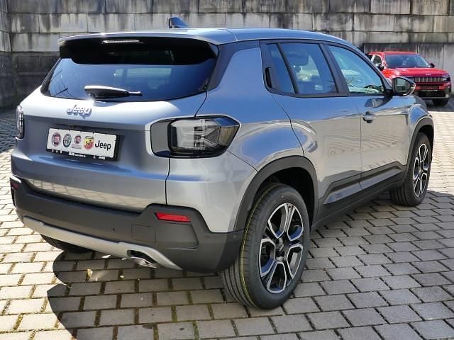 Neu Jeep Avenger Summit 110 PS (80 kW) 2025 Grau SUV