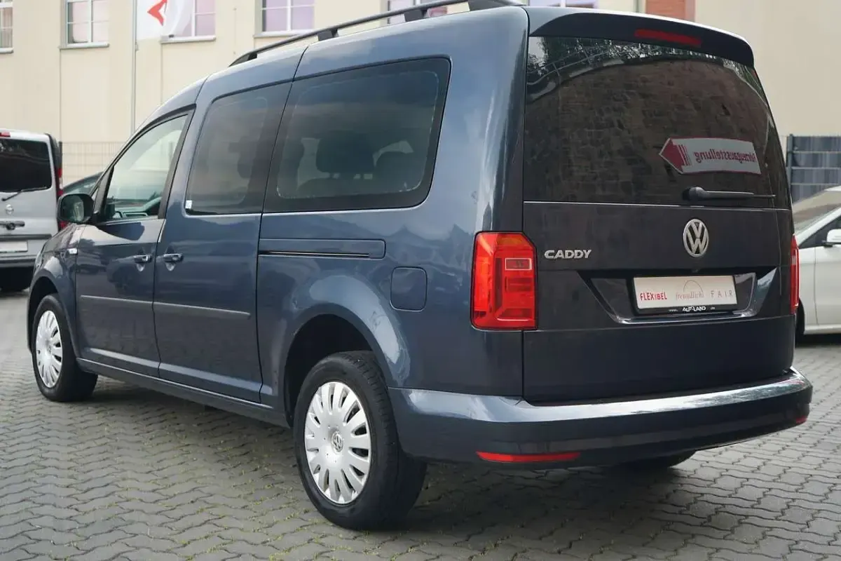 Gebraucht VW Caddy Maxi 102 PS (75 kW) 2020 Blau Van / Kleinbus