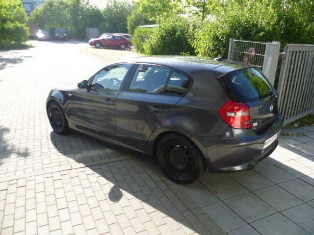 Gebraucht BMW 118 143 PS (105 kW) 2007 Andere farbe metallic Kleinwagen