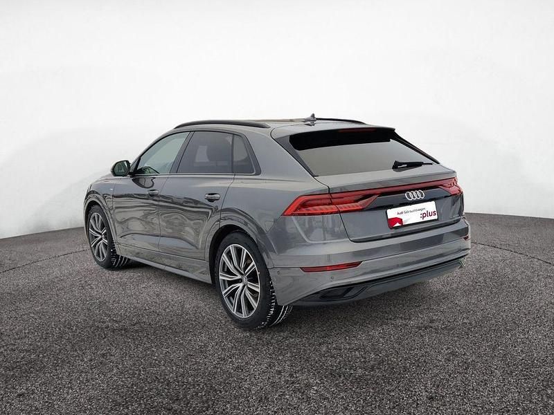 Gebraucht Audi Q8 Ambiente 286 PS (210 kW) 2019 Samuraigrau metallic SUV