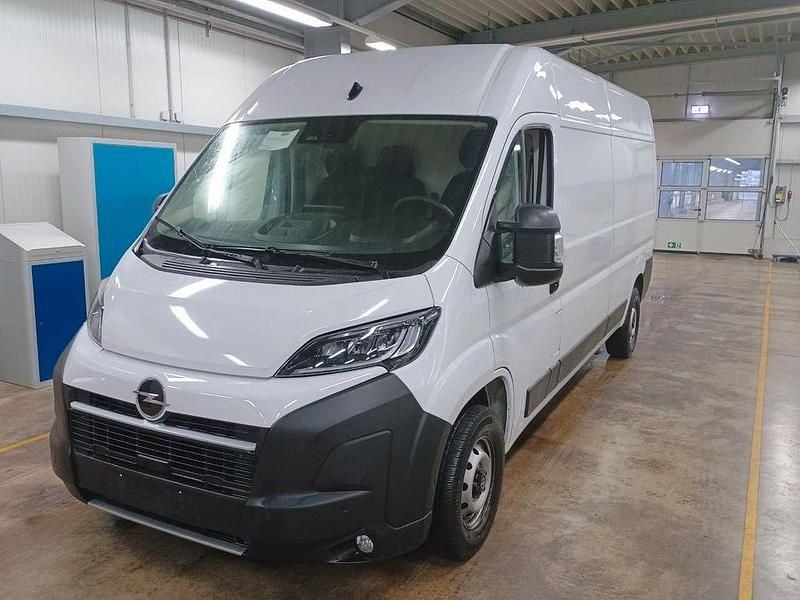 Gebraucht Opel Movano 140 PS (102 kW) 2024 Weiß Van
