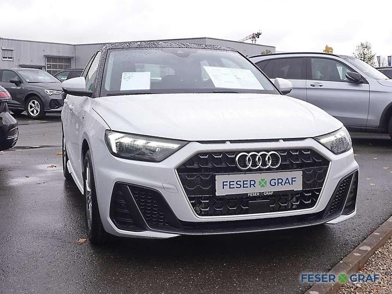 Gebraucht Audi A1 Sportback S-Line 116 PS (85 kW) 2025 Gletscherweiß Kleinwagen