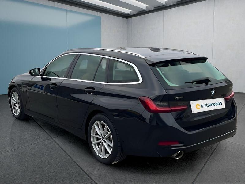 Gebraucht BMW 320e 204 PS (150 kW) 2022 Schwarz Kombi