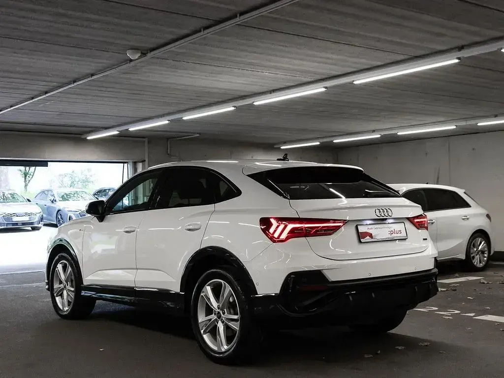 Gebraucht Audi Q3 Sportback S-Line 190 PS (139 kW) 2023 Arkonaweiß SUV