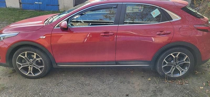 Rot Gebraucht 2019 Kia XCeed Vision SUV | 14.900 € (Guter Preis) - Bild 1/4
