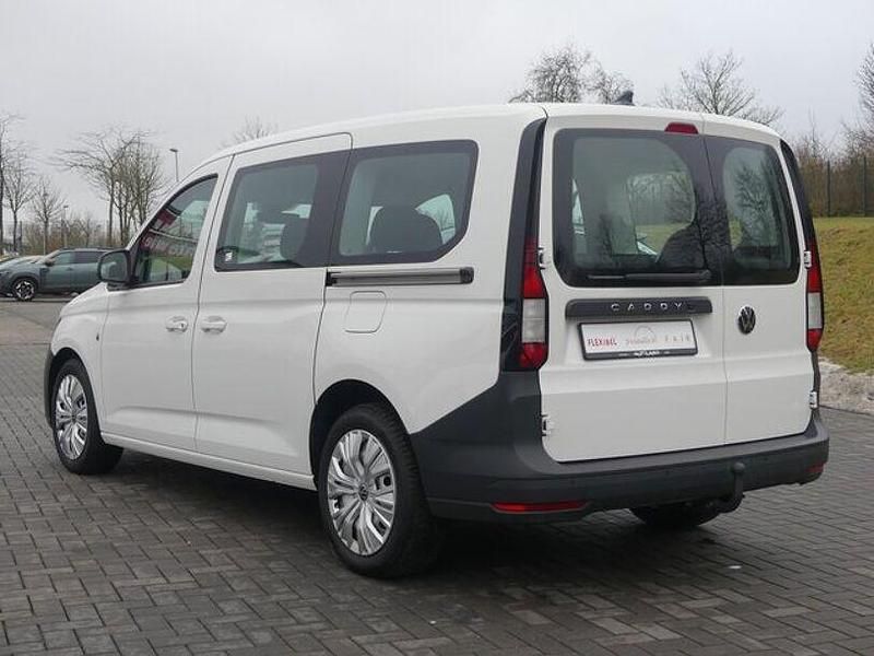 Gebraucht VW Caddy Maxi Basis 114 PS (83 kW) 2021 Weiss Van / Kleinbus