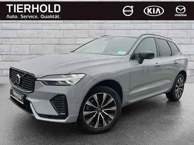 Gebraucht Volvo XC60 Plus 197 PS (144 kW) 2024 Vapour grey SUV