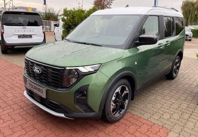 Neu Ford Tourneo Courier Active 125 PS (91 kW) 2025 Busting green Van / Kleinbus