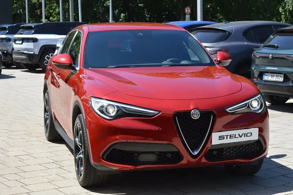 Gebraucht Alfa Romeo Stelvio Super 280 PS (205 kW) 2019 Rot SUV