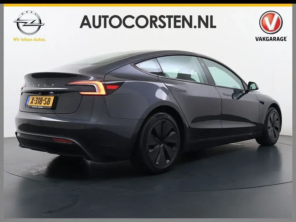 Gebraucht Tesla Model 3 RWD 208 kW (283 PS) 2024 Grau Limousine