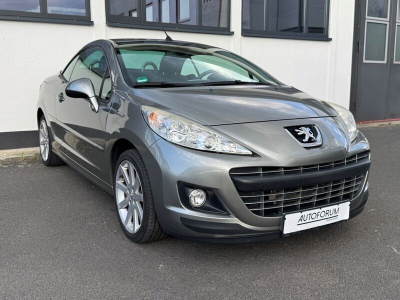 Grau Gebraucht 2010 Peugeot 207 CC Roland Garros Cabrio | 2.980 € (Superpreis) - Bild 1/4