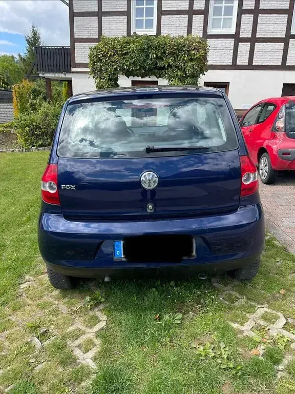Gebraucht VW Fox 55 PS (40 kW) 2005 Blau Kleinwagen