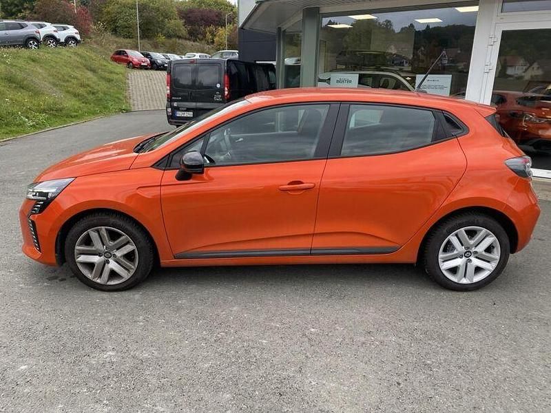 Gebraucht Renault Clio V Evolution 67 PS (49 kW) 2024 Orange Limousine